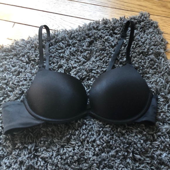 bra with removable gel pads